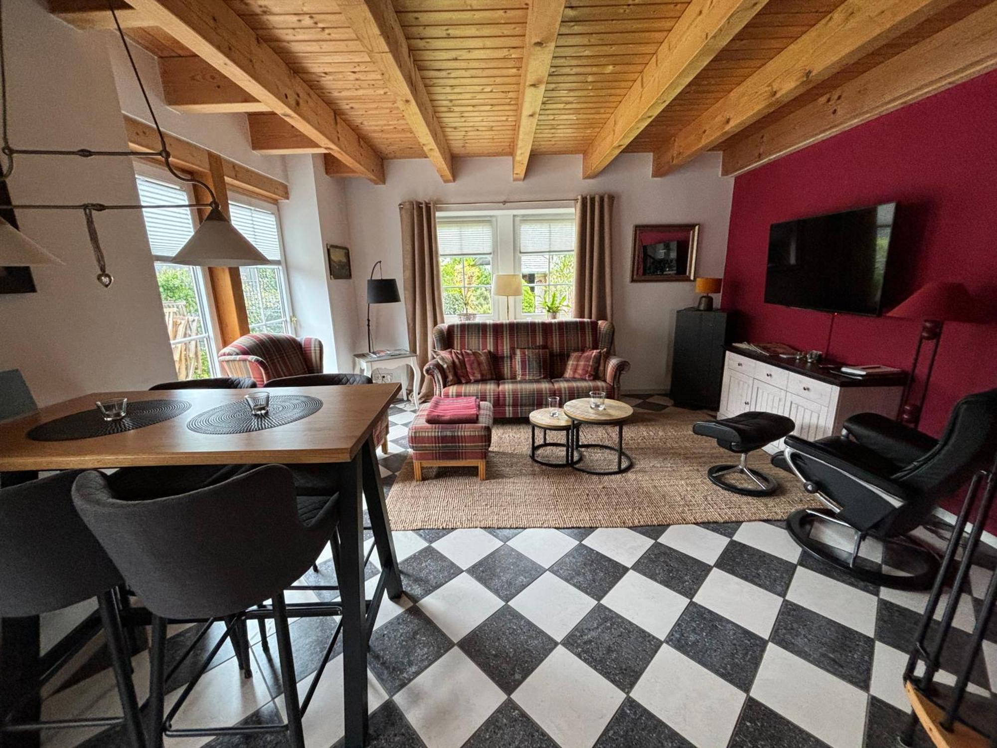 Gemuetliches Landhaus In Ruhiger Lage. Moringen Buitenkant foto